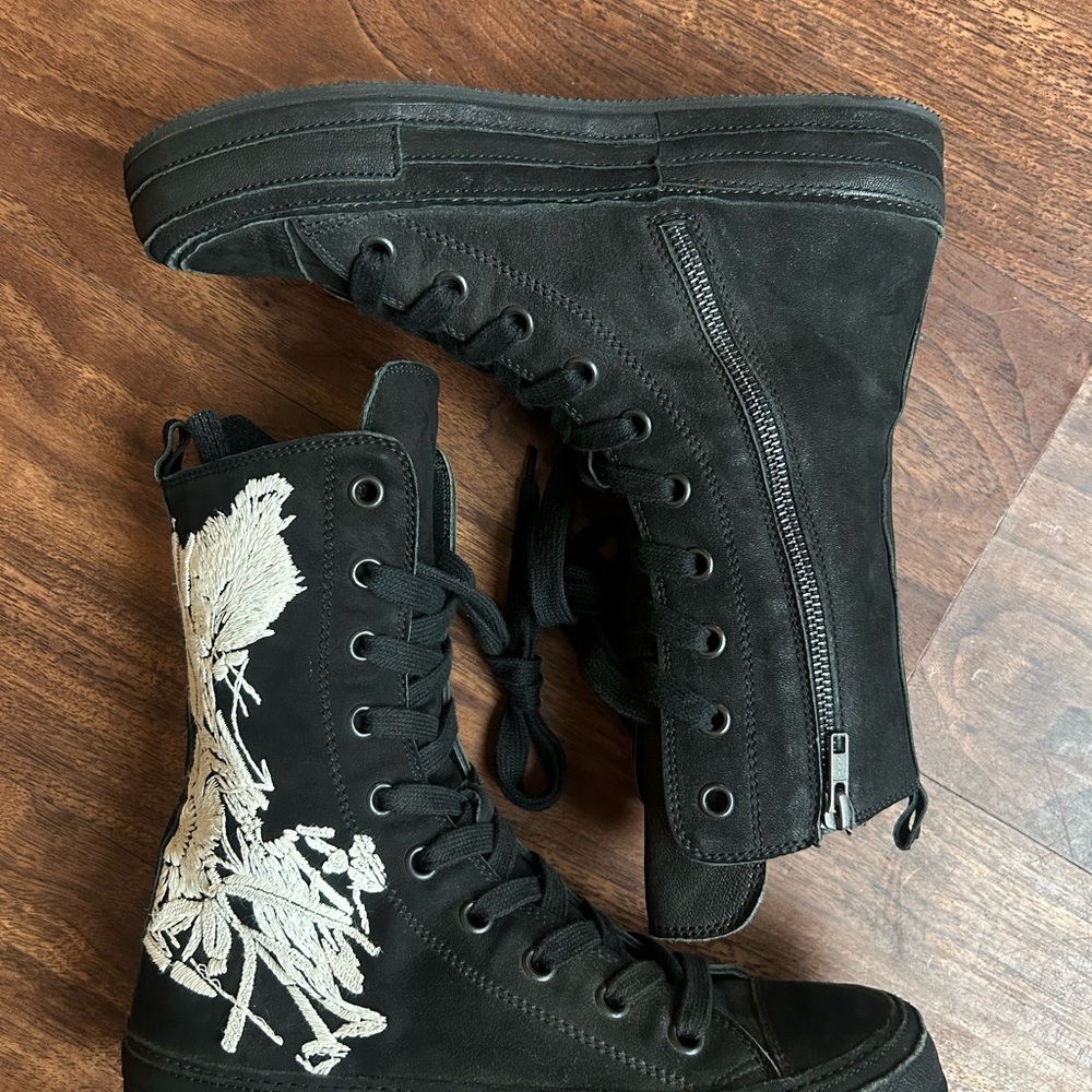 Ann Demuelemeester Black High-Top Embroidered Women's Boots high top sneaker